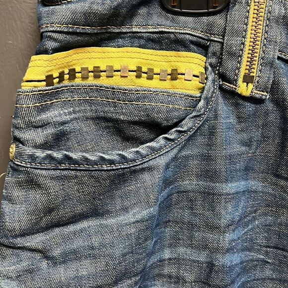 Style7    - Picture 2 of 6